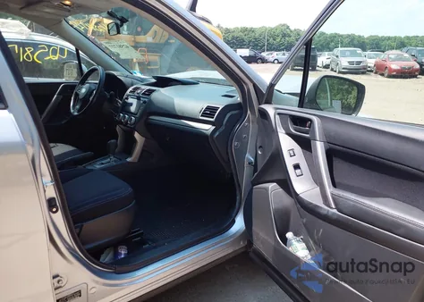 2016 Subaru Forester 2.5I Premium из США, поврежденный, VIN JF2SJADC4GH489984